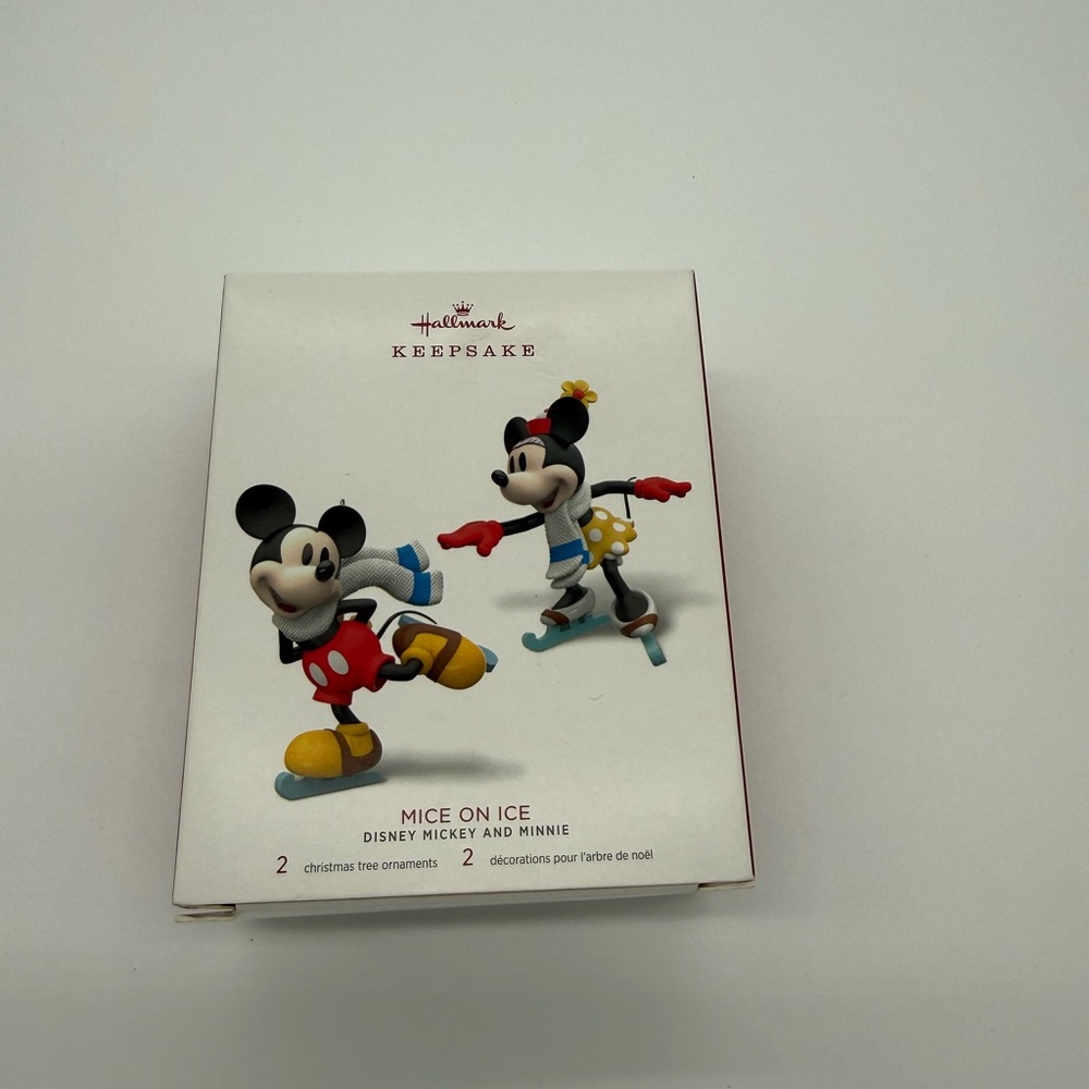 2018 Hallmark Keepsake Disney Mickey & Minnie Mice on Ice Ornament Set NIB